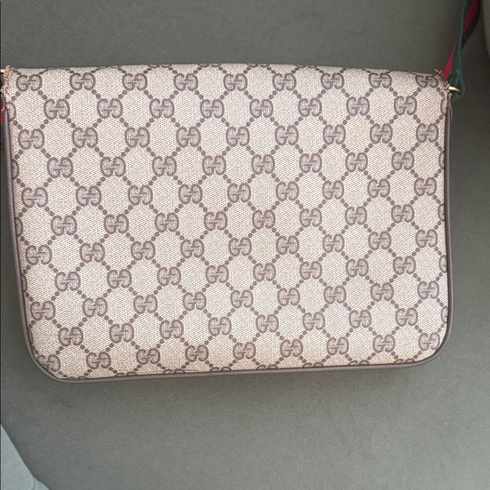 💚♥️Gucci Envelope Crossbody Bag with Brown Leather and Green-Red Web Strap - Picture 6 of 16